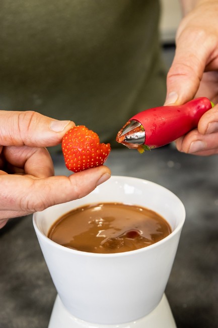 Уред за премахване на дръжките на ягоди, неръждаема стомана, "StemGem" - Chef'n