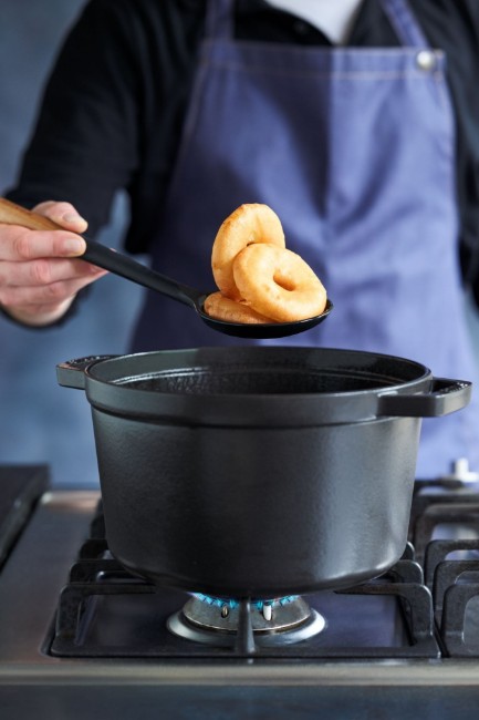 Тенджера Cocotte, чугун, 24 см/4,7 л, Black - Staub